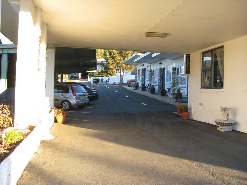 White Manor Motel Cooma Exteriör bild